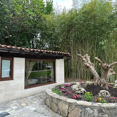 Kır Evi Caserio Kamirune