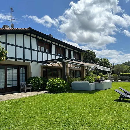 Caserio Kamirune Kır Evi