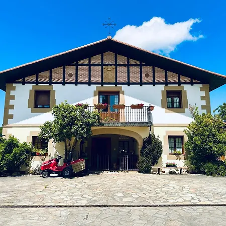 Caserio Kamirune Kır Evi *
